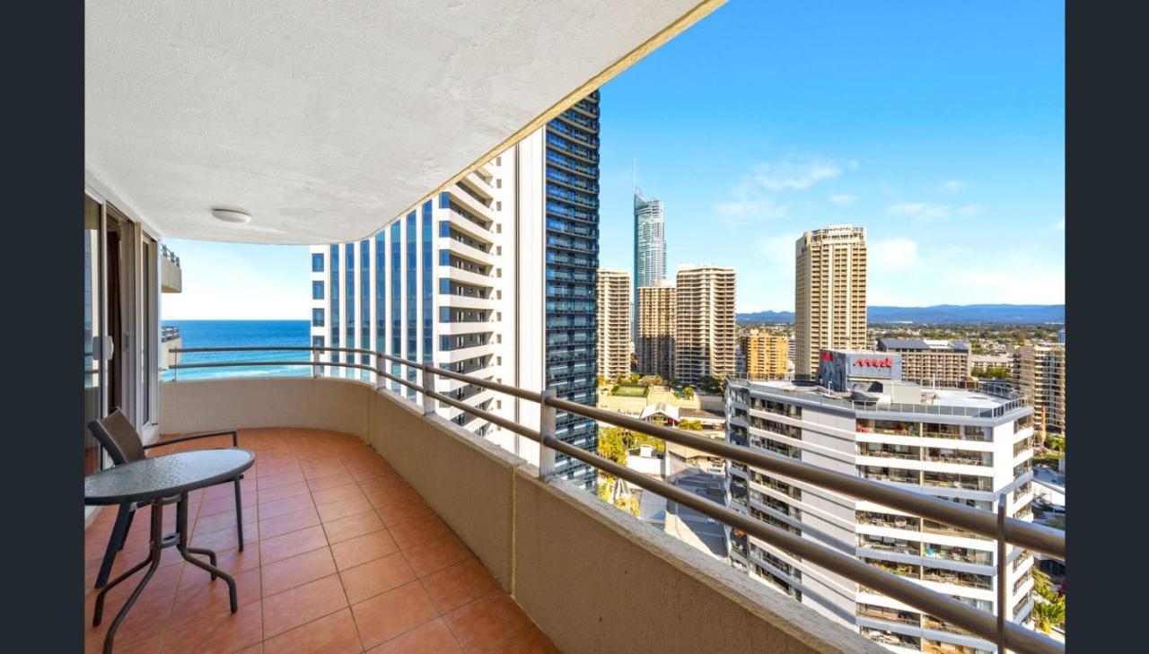 Zenith Ocean Front Apartments Gold Coast Eksteriør bilde