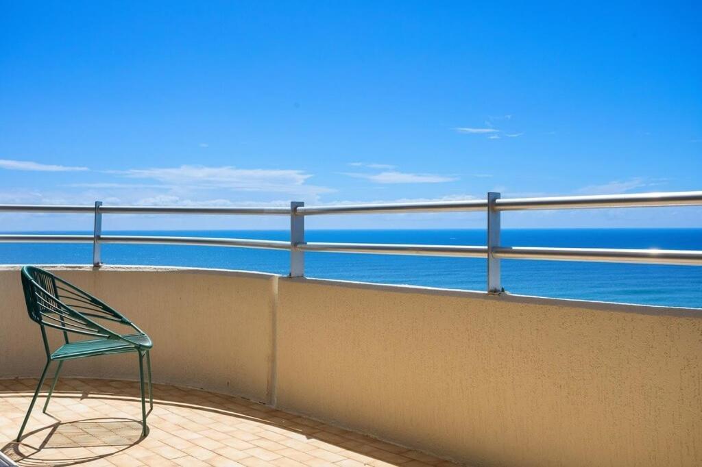 Zenith Ocean Front Apartments Gold Coast Eksteriør bilde