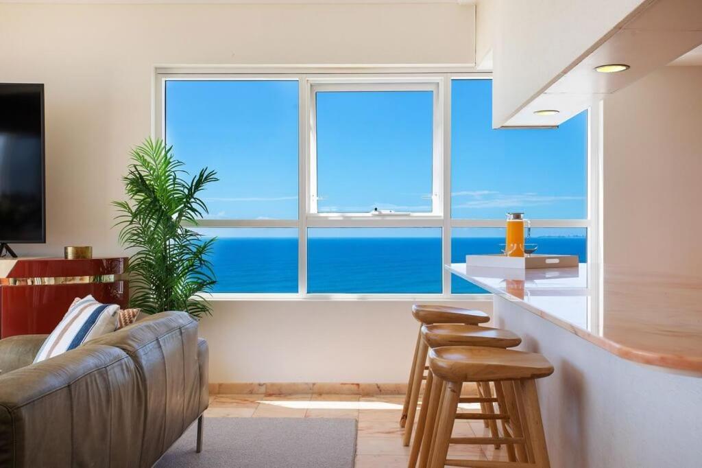 Zenith Ocean Front Apartments Gold Coast Eksteriør bilde